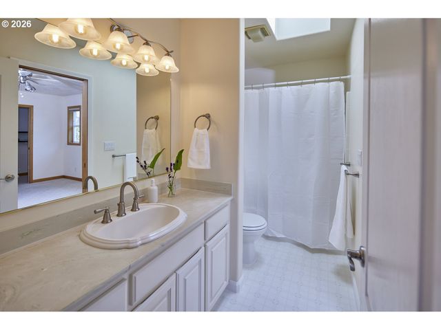 22874 Sw MARTIN Ct, Sherwood, OR 97140