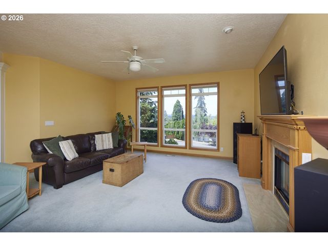 22874 Sw MARTIN Ct, Sherwood, OR 97140