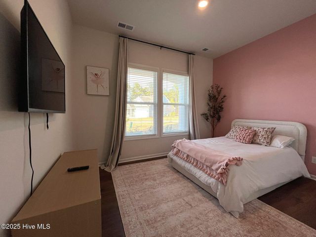 742 Carnegie Court, Pinehurst, NC 28374