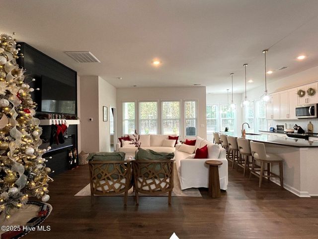 742 Carnegie Court, Pinehurst, NC 28374