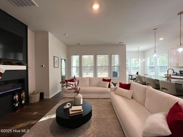 742 Carnegie Court, Pinehurst, NC 28374