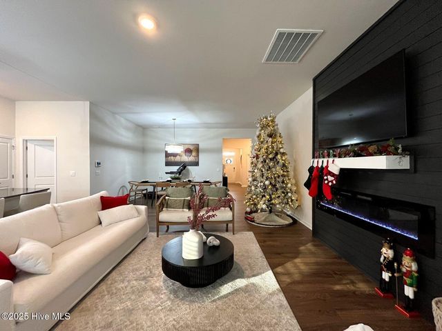 742 Carnegie Court, Pinehurst, NC 28374