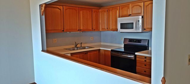 1425 W 28th Street 618, Minneapolis, MN 55408