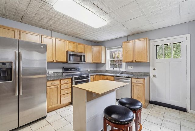 633 Gettysburg St, Point Breeze, PA 15206