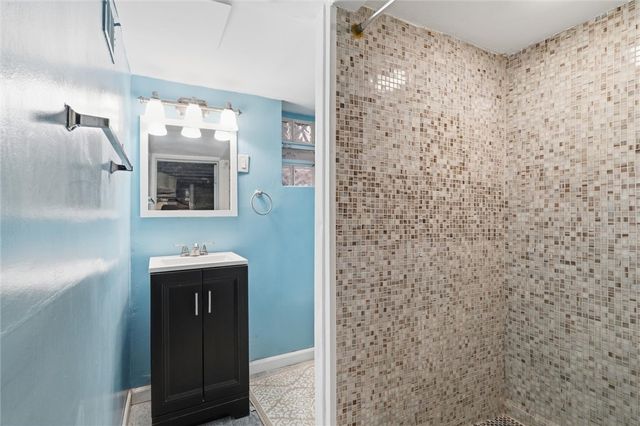 633 Gettysburg St, Point Breeze, PA 15206