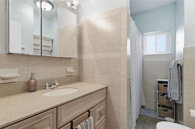 633 Gettysburg St, Point Breeze, PA 15206