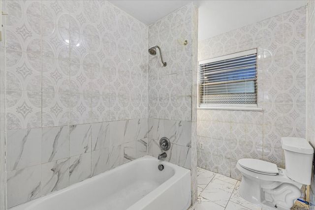 13521 Flagstone Lane, Dallas, TX 75240