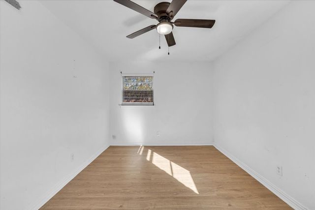 13521 Flagstone Lane, Dallas, TX 75240