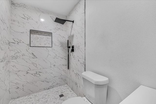 13521 Flagstone Lane, Dallas, TX 75240