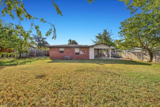 13521 Flagstone Lane, Dallas, TX 75240