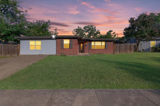 13521 Flagstone Lane, Dallas, TX 75240
