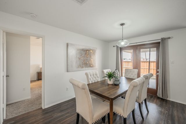 10541 Rising Knoll Lane, Fort Worth, TX 76131