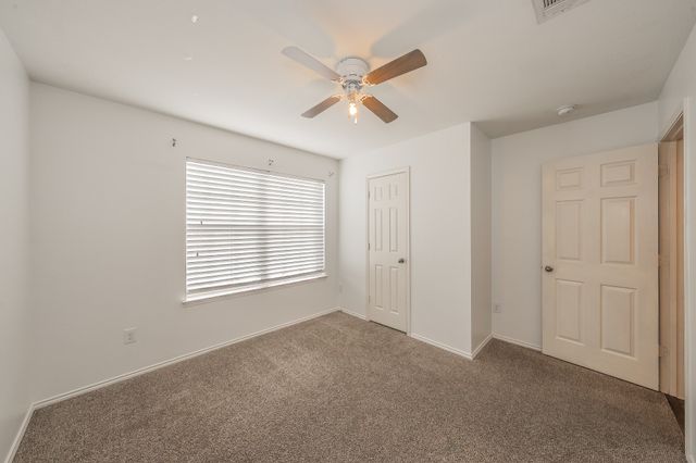 10541 Rising Knoll Lane, Fort Worth, TX 76131