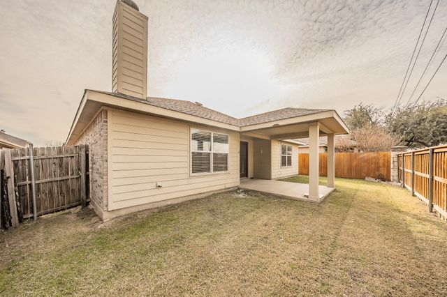 10541 Rising Knoll Lane, Fort Worth, TX 76131