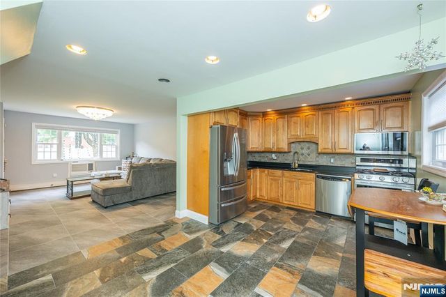 1247 Valley, Wayne, NJ 07470