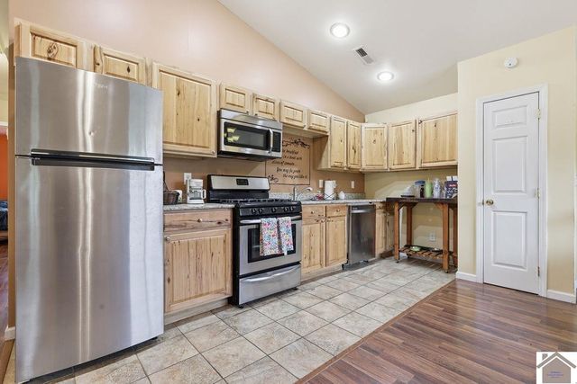 2331 Benton Briensburg Rd, Benton, KY 42025