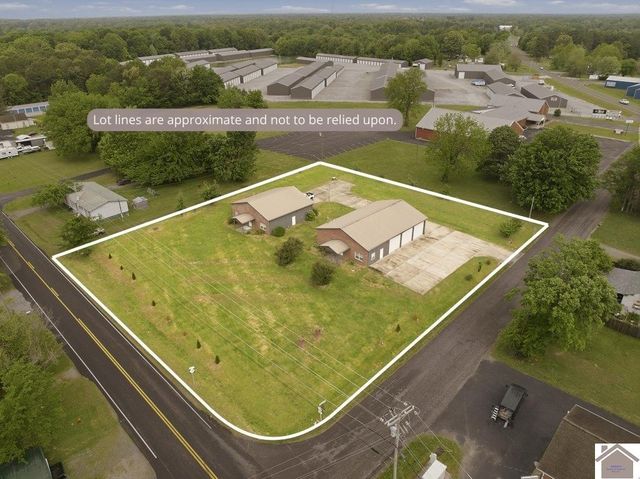 2331 Benton Briensburg Rd, Benton, KY 42025