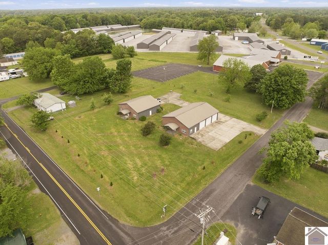 2331 Benton Briensburg Rd, Benton, KY 42025