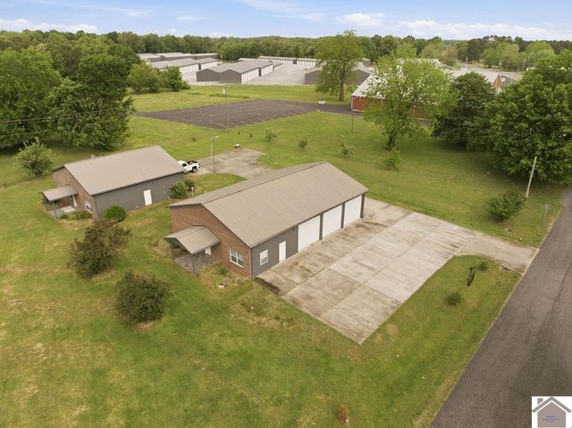 2331 Benton Briensburg Rd, Benton, KY 42025