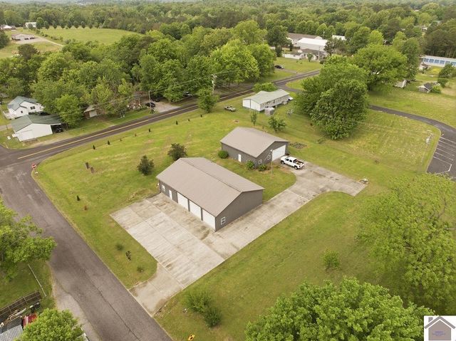 2331 Benton Briensburg Rd, Benton, KY 42025