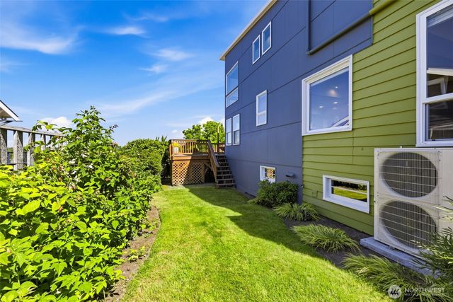 4730 48th Avenue S, Seattle, WA 98118