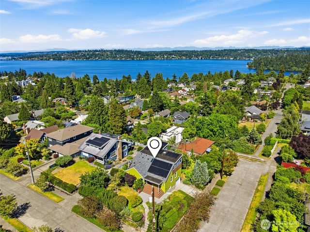 4730 48th Avenue S, Seattle, WA 98118