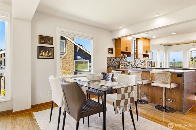 4730 48th Avenue S, Seattle, WA 98118