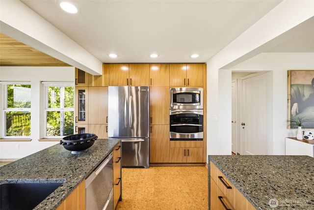 4730 48th Avenue S, Seattle, WA 98118