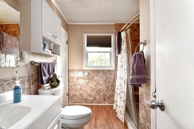 212 Brookmere Road, Simpsonville, SC 29681