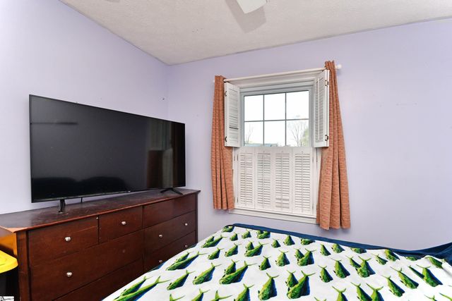 212 Brookmere Road, Simpsonville, SC 29681