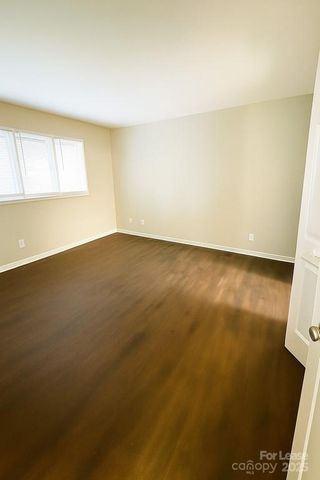 1840 J Julian Lane, Charlotte, NC 28208