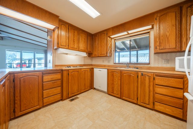 4649 Underwood Drive, 257, Redding, CA 96003