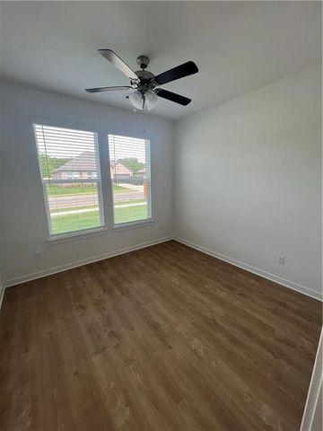 1910 Hahn Street, Pea Ridge, AR 72751