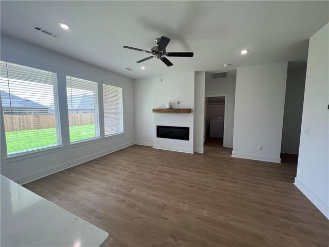 1910 Hahn Street, Pea Ridge, AR 72751