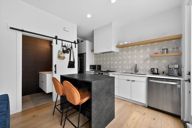 1206 Luna ST 2, Austin, TX 78721