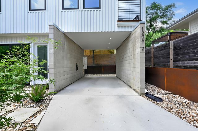 1206 Luna ST 2, Austin, TX 78721