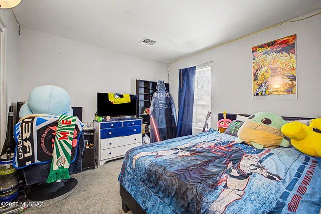 5063 S River Run Drive, Tucson, AZ 85746