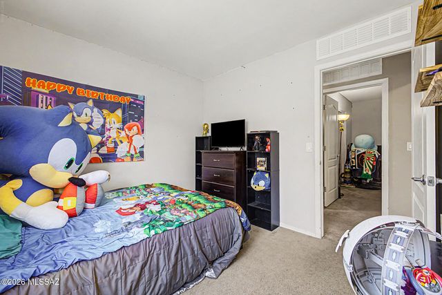 5063 S River Run Drive, Tucson, AZ 85746