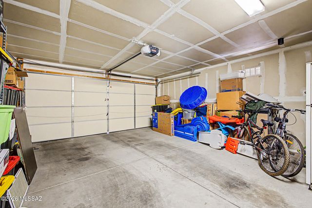 5063 S River Run Drive, Tucson, AZ 85746
