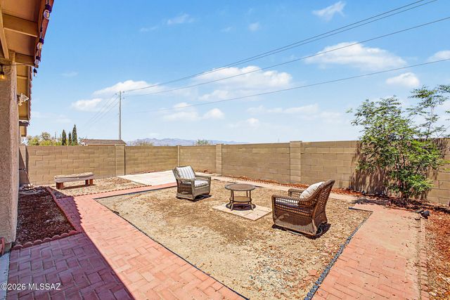 5063 S River Run Drive, Tucson, AZ 85746