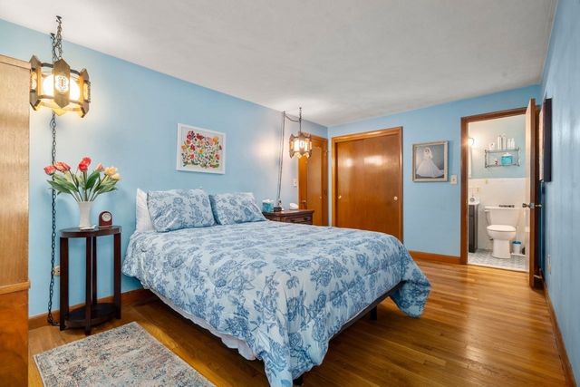 6 Johnson Rd, Sharon, MA 02067