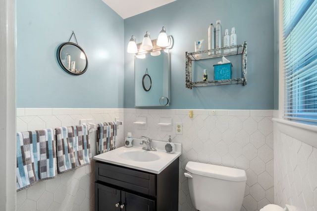 6 Johnson Rd, Sharon, MA 02067
