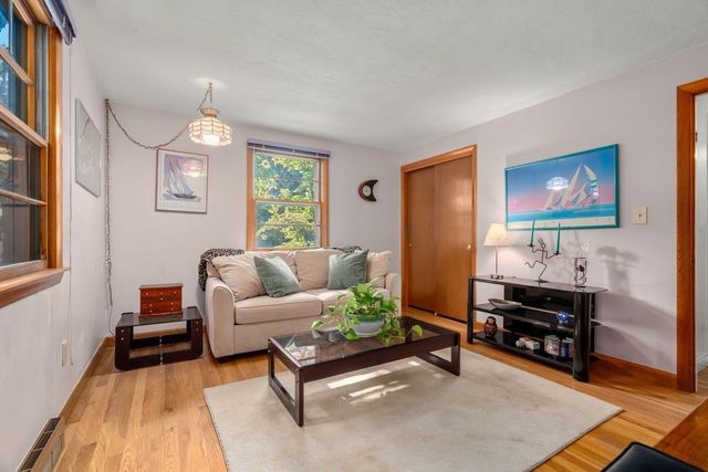 6 Johnson Rd, Sharon, MA 02067