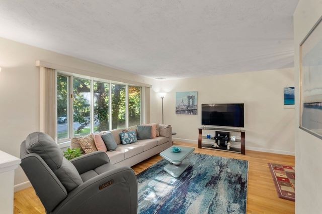 6 Johnson Rd, Sharon, MA 02067