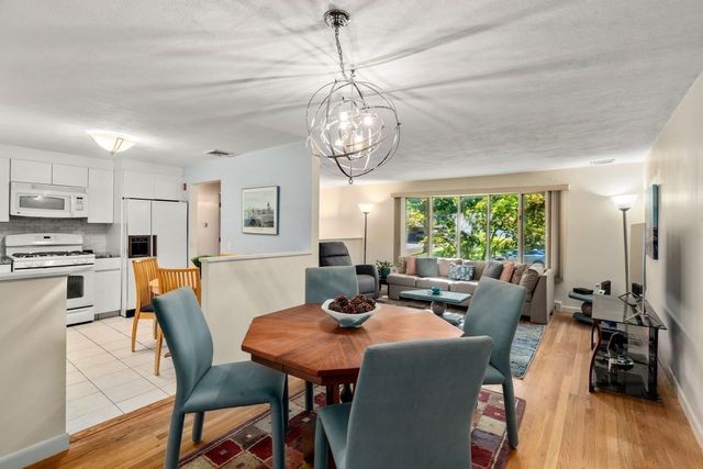 6 Johnson Rd, Sharon, MA 02067