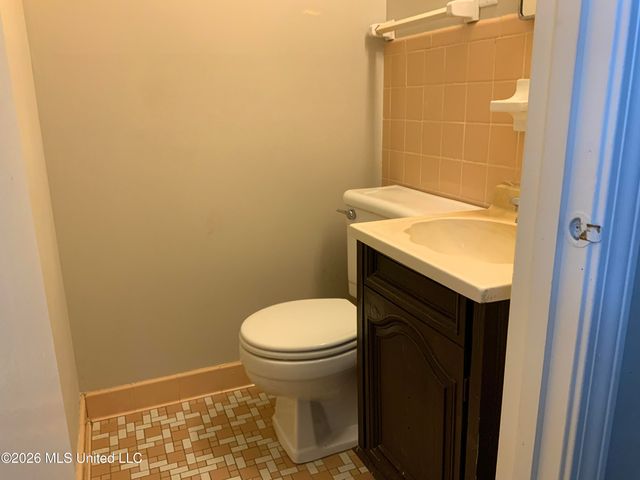 8313 Dottley Drive, Southaven, MS 38671