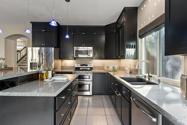 387 Allen Way, Benicia, CA 94510