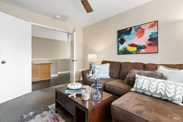 387 Allen Way, Benicia, CA 94510