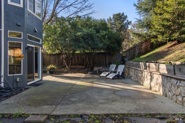 387 Allen Way, Benicia, CA 94510