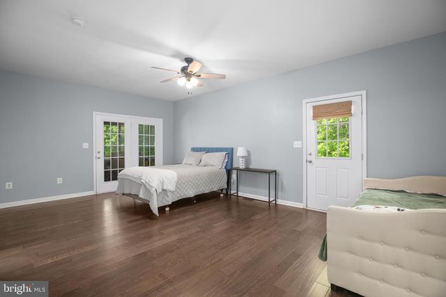 60 RIVER FALLS RD, Fredericksburg, VA 22406